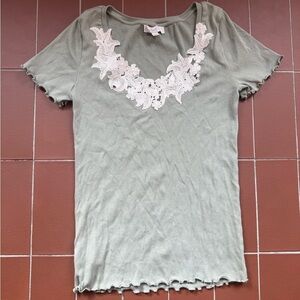 LOFT Women's Light Green White Short Sleeve Lace Trim Top scalloped sleeves